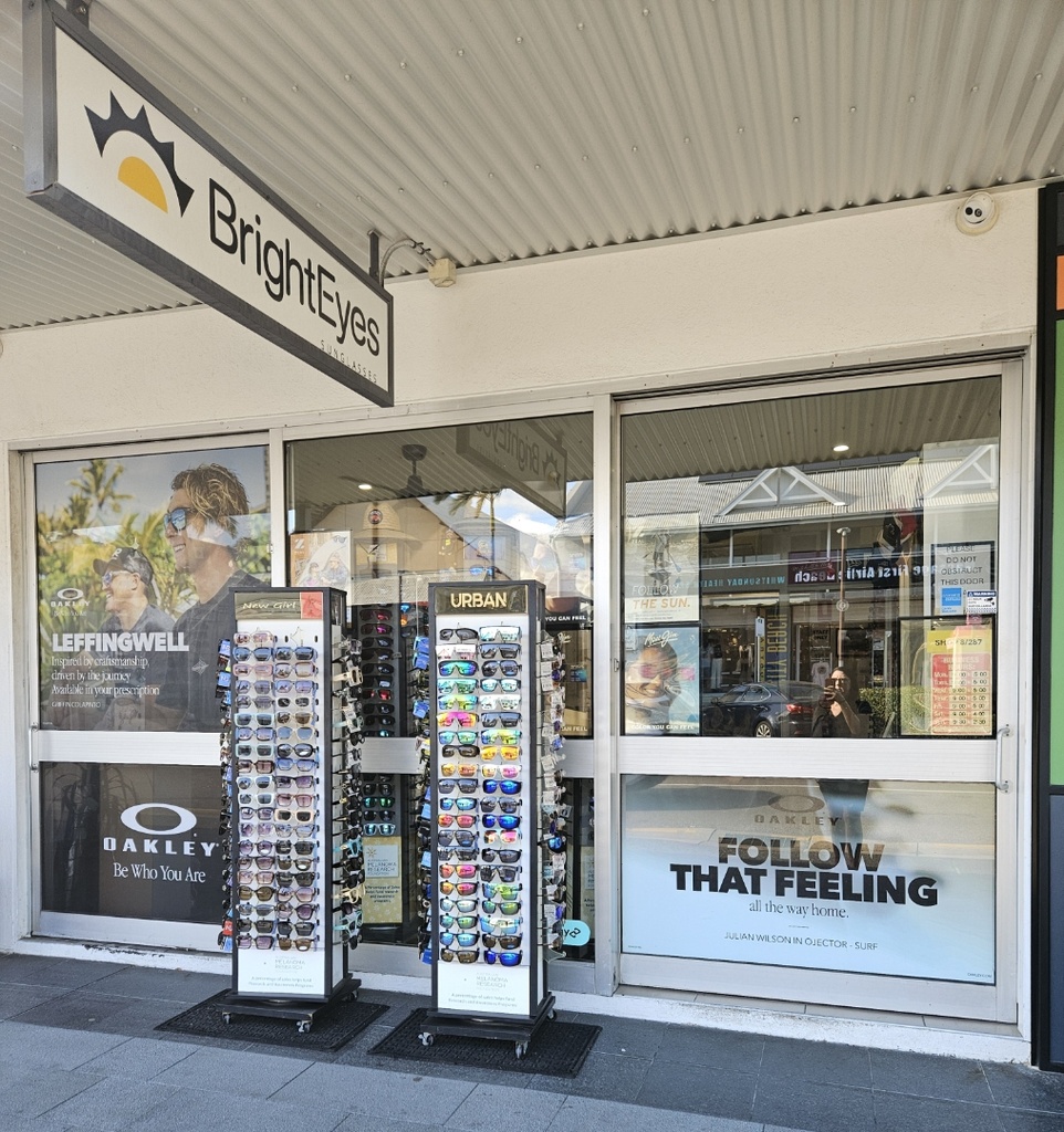 BrightEyes Airlie Beach shopfront